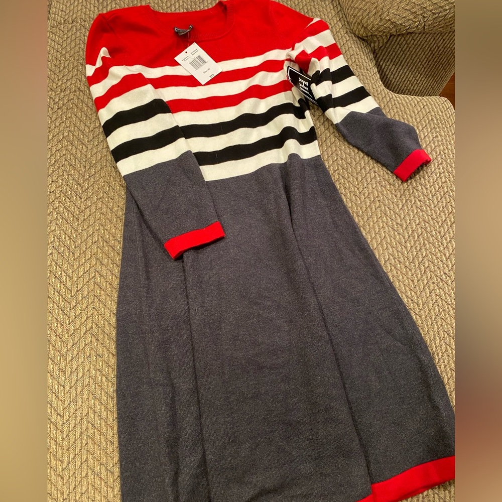 NWT pretty and very soft, Size M, JH sweater dress.